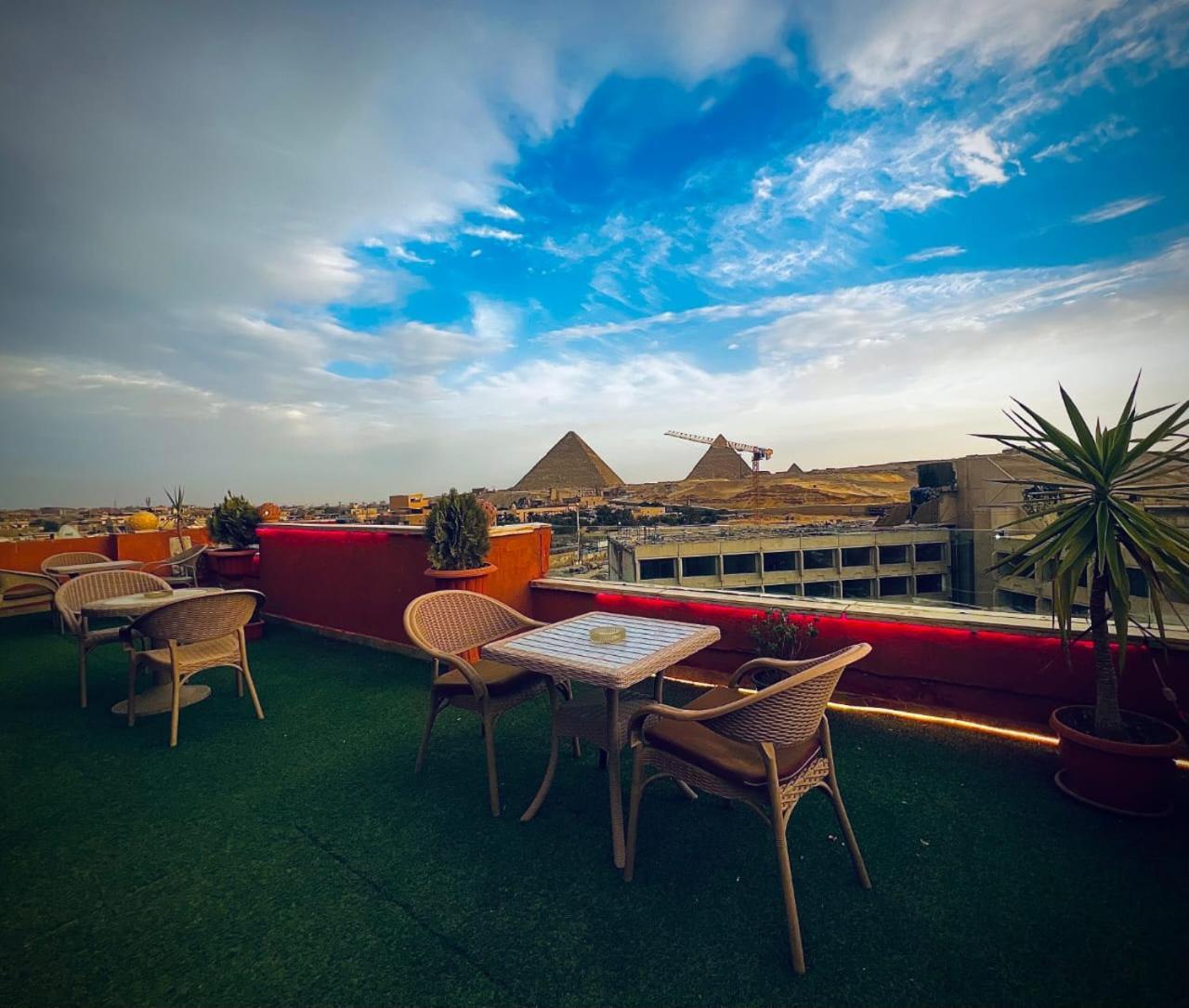 Grand Pyramids Inn Kafret el-Gabal Exteriér fotografie